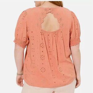 Torrid Abbey Challis Eyelet Back Cutout Top- Size 4X  NWT